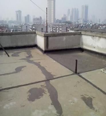 云梦漏水维修 楼顶漏水是什么原因，楼顶漏水维修方法是什么?
